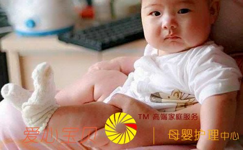选什么样的育儿嫂?宝宝说了算!