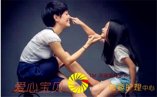 看马伊琍与育儿嫂之间的故事