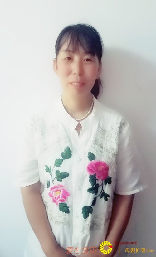 北京爱心宝贝家政公司高级育儿嫂石跃琴近照