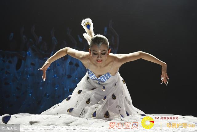 杨丽萍中国舞蹈艺术家孔雀舞的创始人