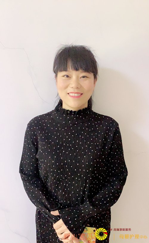 北京爱心宝贝家政公司育儿嫂王变近照