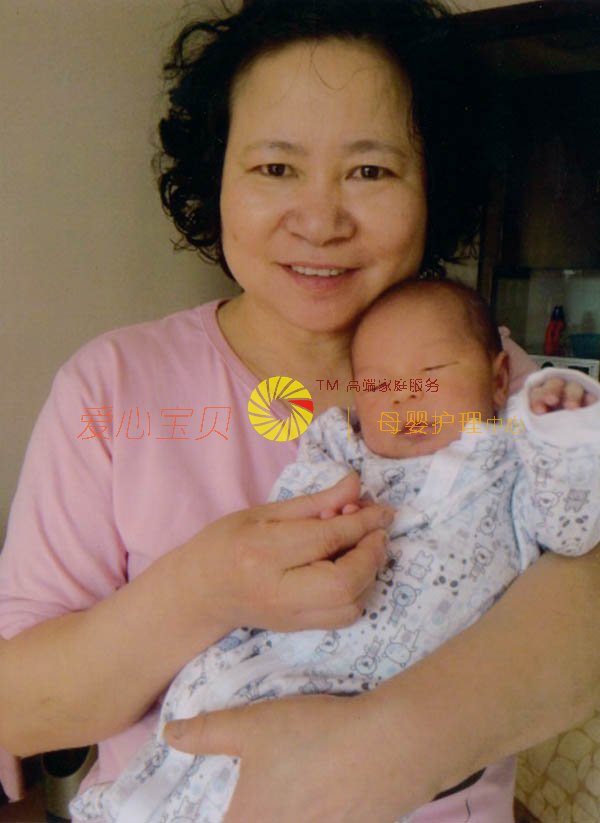北京育儿嫂,育婴师,育婴嫂