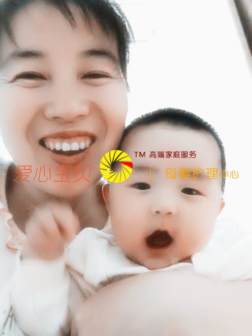 与宝宝同乐也是婴儿早教的内容之一