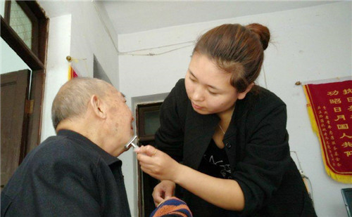 保姆阿姨们,你要找个对你好的人家!