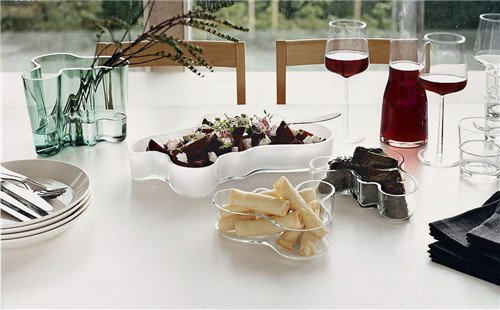 ����������ҵ�����׸��ط���׼ 