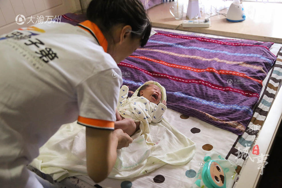 �����ϸ����ɩ������