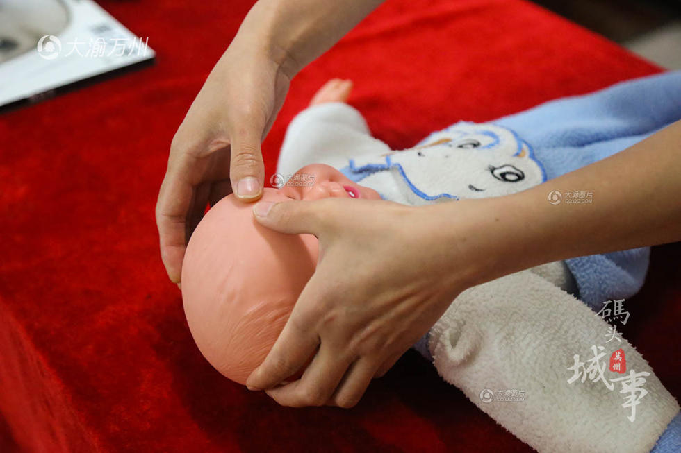 һЩ����������չ˱�����ȫû���飬Ҫô��æ���ң�Ҫô����������ɩ��