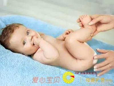 家政招聘会上出现“抢”月嫂