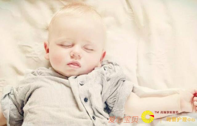 宝宝频繁拉肚子,可能不仅仅是着凉,妈妈做好这4点很重要