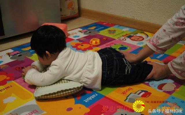 宝宝的翻身、爬行和走路,原来有这样的关系!新手妈妈尤其要重视