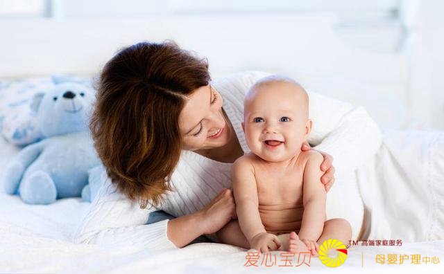 宝宝学坐必经3个阶段,你家宝宝在哪个阶段?