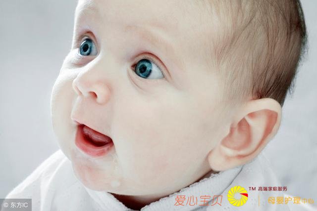 宝妈多注意,宝宝身体的3个反应,是在向你求救!