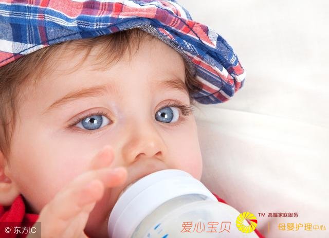 宝妈多注意,宝宝身体的3个反应,是在向你求救!