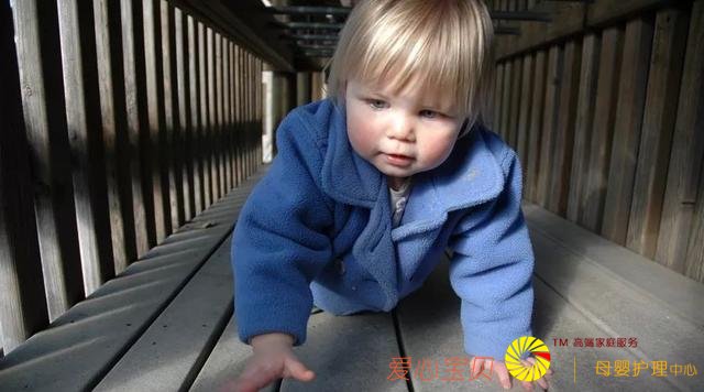 关于宝宝爬行,做对这三件事,宝宝健康又聪明