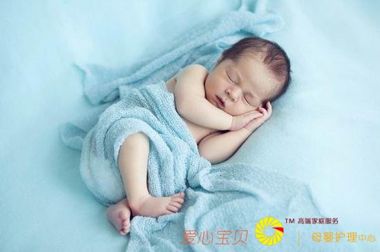 怎么让宝宝晚上自主入睡?使用这些方法,越早越好
