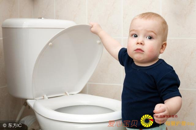 宝宝独立大小便需要教吗?这5大信号表示可以进行宝宝如厕训练了