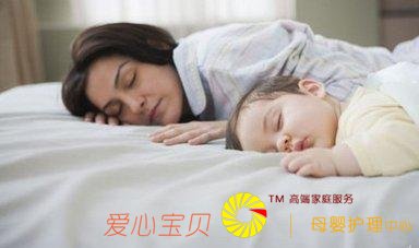 新生儿晚上不睡觉,可能是这三个原因所致,不重视会损害健康!