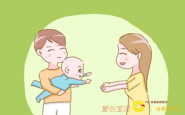 宝宝有这些表现,说明开始认得妈妈了,要记得回应宝宝哦