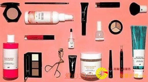 ʮ���˲�ǳ�Ĵ��󻤷�ϰ�ߣ�С������Ů�������