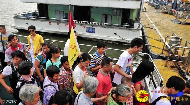 ���δ��˸����㣬�����κ͸������ĸ���ʡǮ��