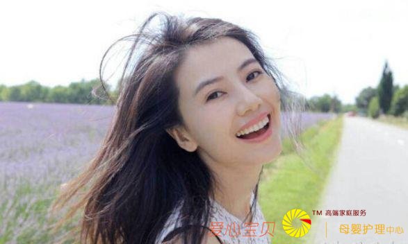 ����Ȧ�ﱻ��Ϊ���߼�������6λŮ���ǣ�ԭ����������