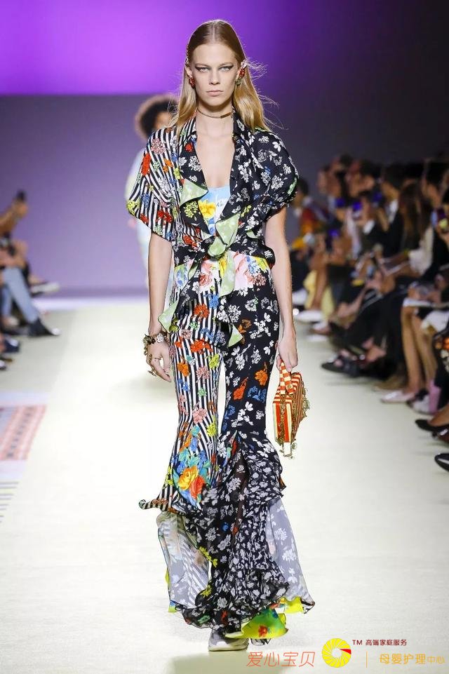 ʱװʢ�硪�������㳡