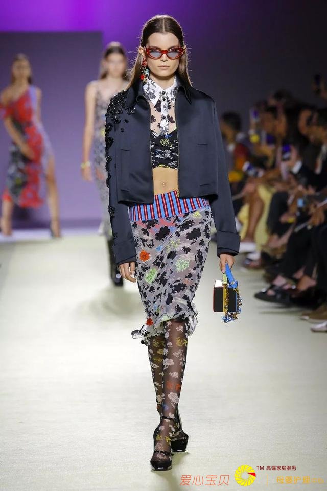 ʱװʢ�硪�������㳡