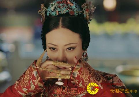 �������ԣ�˭���⵽�������ķ��Σ���ɫ��Ϊ�˺ڻ���־