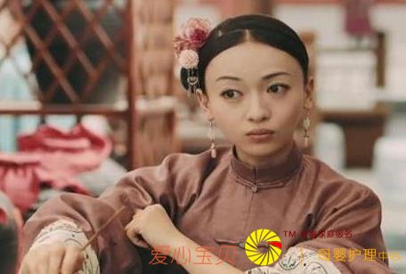 �������������ķ�װ����ɫ�����ɫ������ͼ9����ȴֻ����һ��