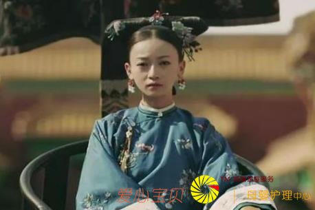 �������������ķ�װ����ɫ�����ɫ������ͼ9����ȴֻ����һ��