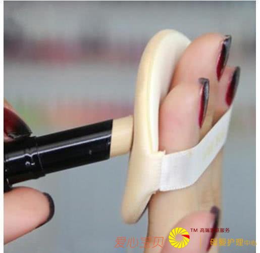 BB˪����ֱ��Ϳ�ģ���ױʦ����һ�У�ױ����Ȼ��������