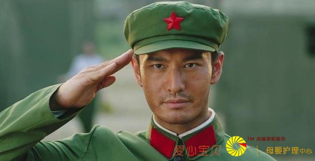 Ϊ��ɫ10������15����մӲ��μӣ����ѣ�����Ů��������