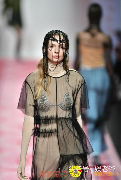 YOUPPIE! 2019������Ʒ�Ϻ�ʱװ��ֱ���������龫�ֵ���Ů��