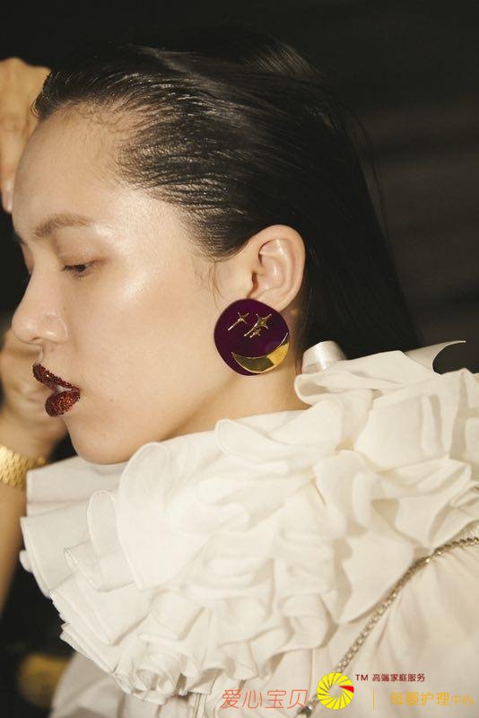 YOUPPIE! 2019������Ʒ�Ϻ�ʱװ��ֱ���������龫�ֵ���Ů��