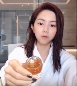 ������Ŀ������ݣ�����һ���򵥵ķ���