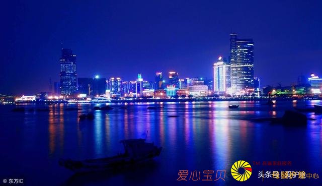 �������α����İ˼��£���һ�������ź���