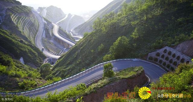 �������й��ԣ�����2�������г���ƣ�