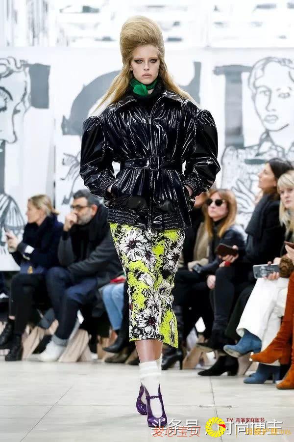 ��ˮ�⼡���ĵ���Ƥ���� ǿ�ҹ����Ϊʱ�н��ʱ���³�