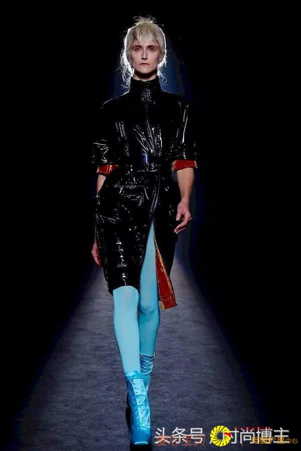 ��ˮ�⼡���ĵ���Ƥ���� ǿ�ҹ����Ϊʱ�н��ʱ���³�