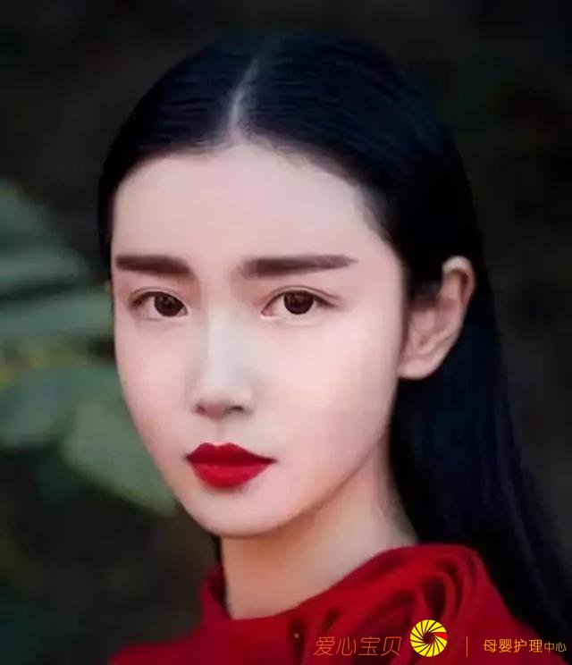 �����ջ�Ҫ��Ů����ױ���ߴ�������