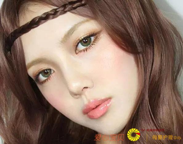 �����ջ�Ҫ��Ů����ױ���ߴ�������