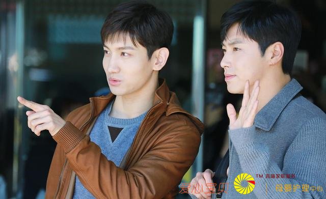 �������������ĺ����������ţ�����Ѿ�ĬĬ���ţ��ɺ�����