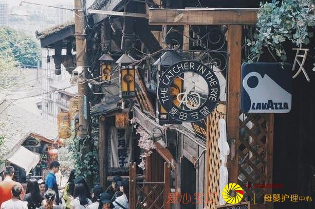 ����7���ش򿨾��㣬���ι���������