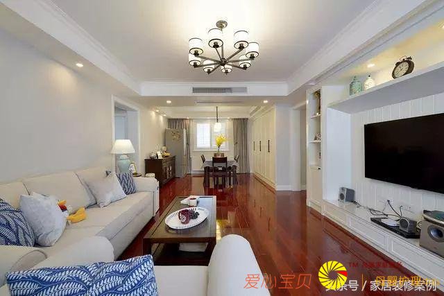 �ۣ������·�װ����Ư����һ�������������ˣ�һ����ϲ����