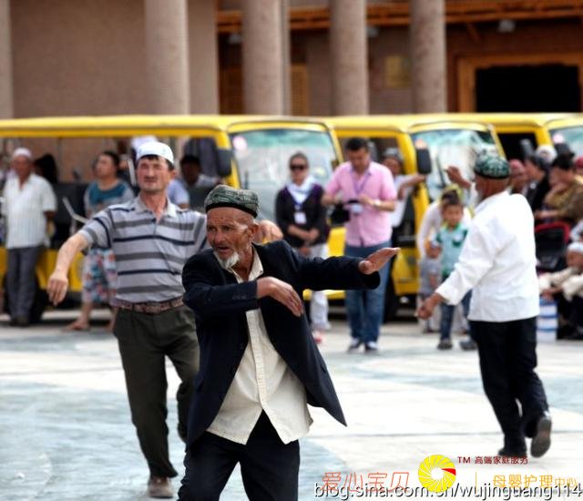 ʵ�ģ���ʲ��ͷ�����˵�ά������赸��ͼ��