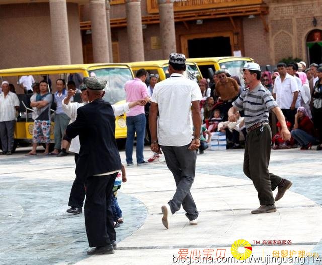 ʵ�ģ���ʲ��ͷ�����˵�ά������赸��ͼ��