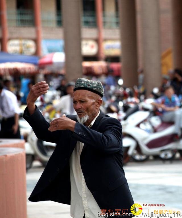 ʵ�ģ���ʲ��ͷ�����˵�ά������赸��ͼ��