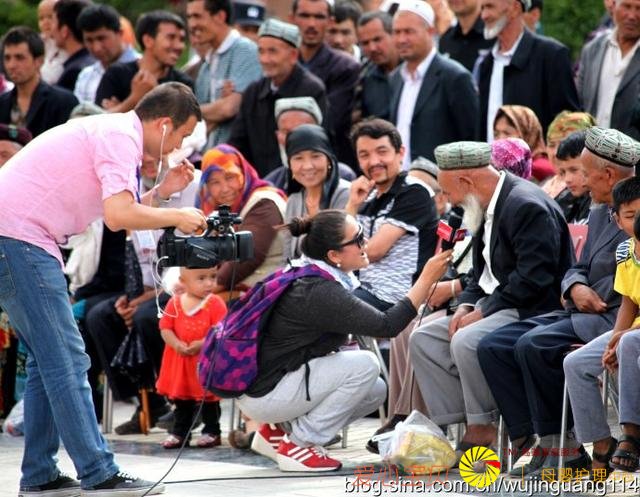 ʵ�ģ���ʲ��ͷ�����˵�ά������赸��ͼ��