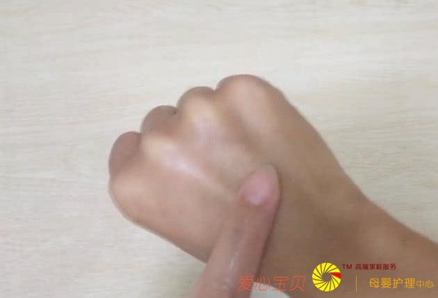 ����Ƥ��ˮ�ݺ�������Ȼ�ױƷ�����ã�ѧ��һ����ʡ����Ԫ