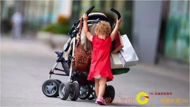 ���ںź�����ɢ��ĸӤ���ݵ�������ƾ֣�